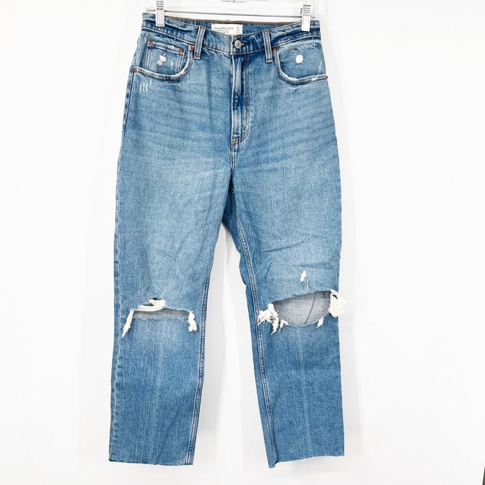 Abercrombie & Fitch Curve Love The Ankle Straight Jeans Ultra High Rise CUT HEM